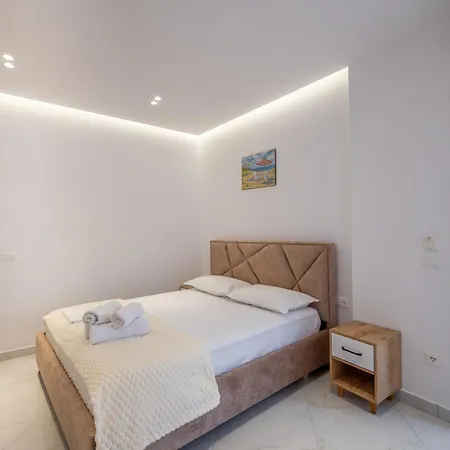 Sea Dreams * Sarandë