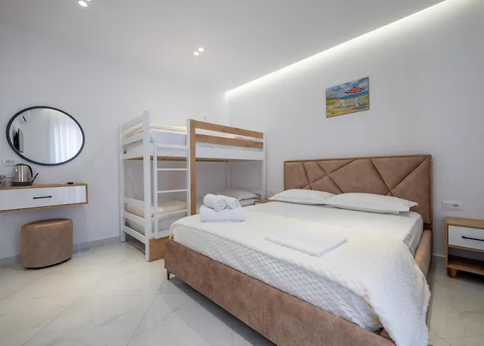 Sea Dreams * Sarandë